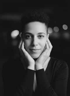 Shadowlight Portraits photo style preview